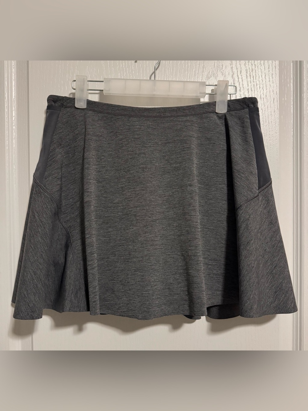 Athleta Match Point Skort in Gray | Medium